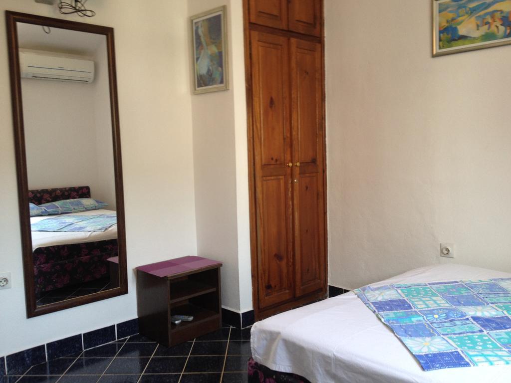 Apartments Holiday Budva Kamer foto