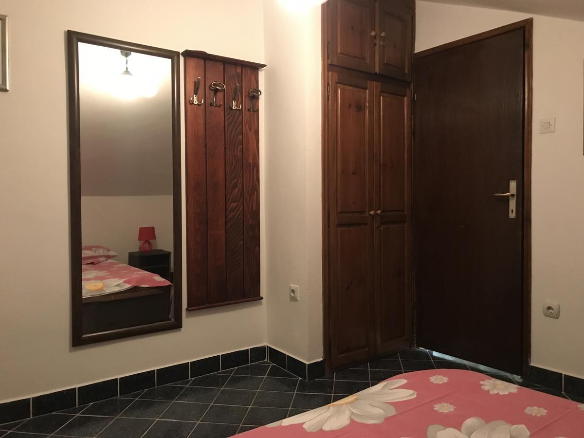 Apartments Holiday Budva Buitenkant foto
